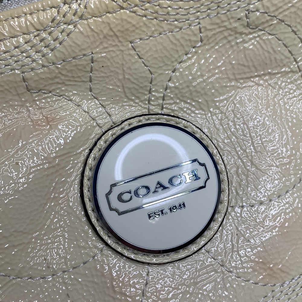 Coach Ivory Signature Stitch Crinkled Patent Leather Zip Hobo Shoulder Bag - Picture 6 of 9